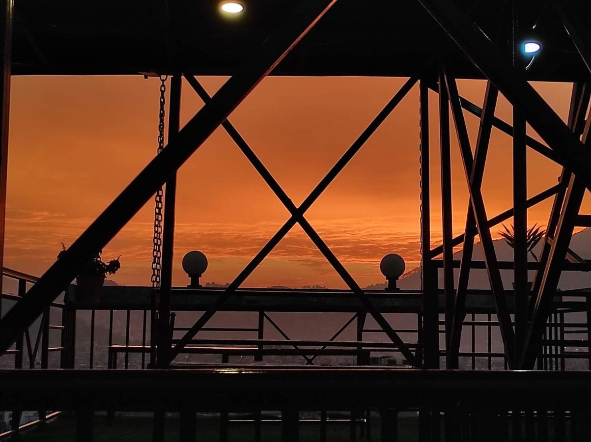 Yog Hostel Katmandu Kültér fotó