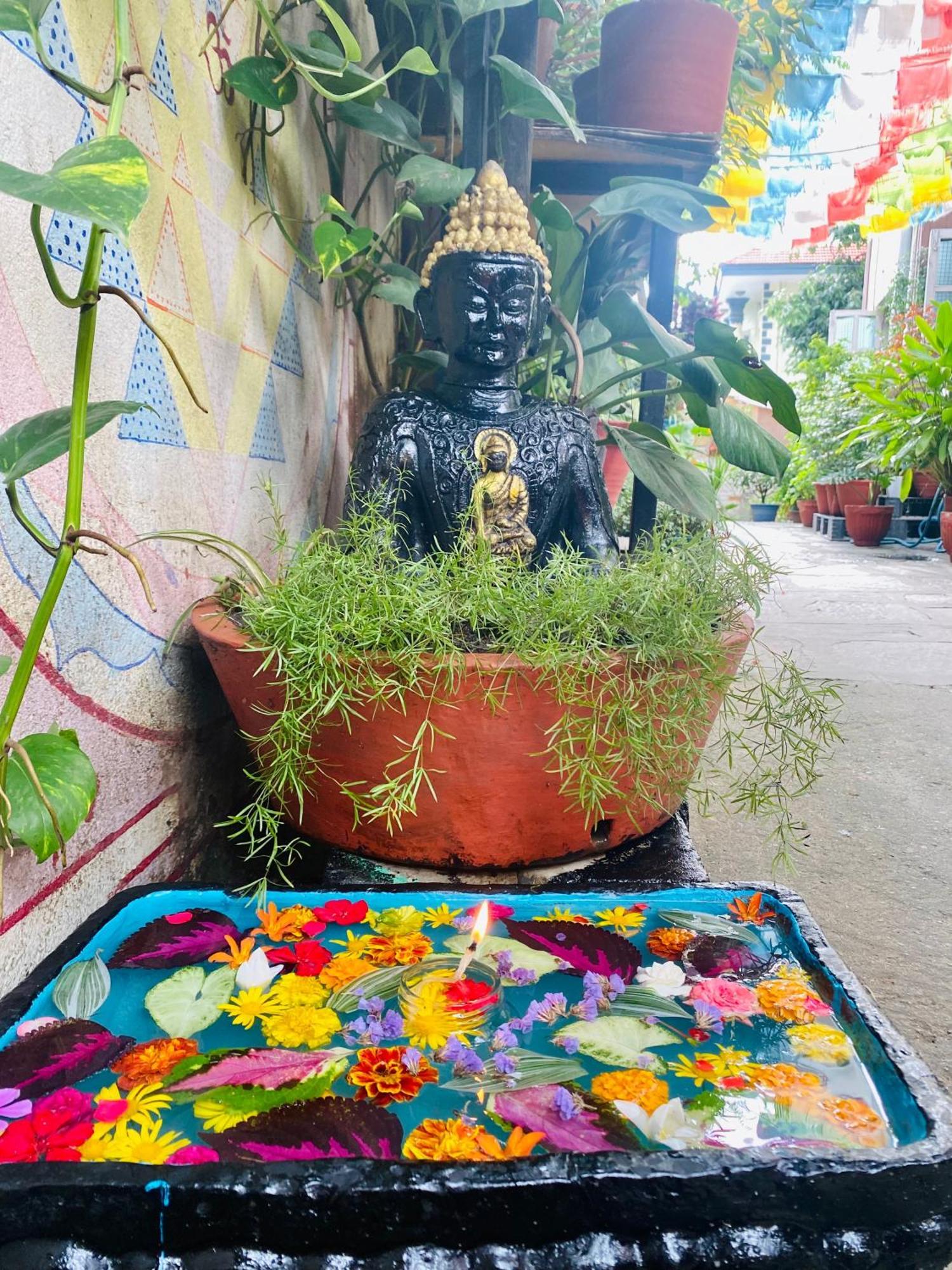 Yog Hostel Katmandu Kültér fotó