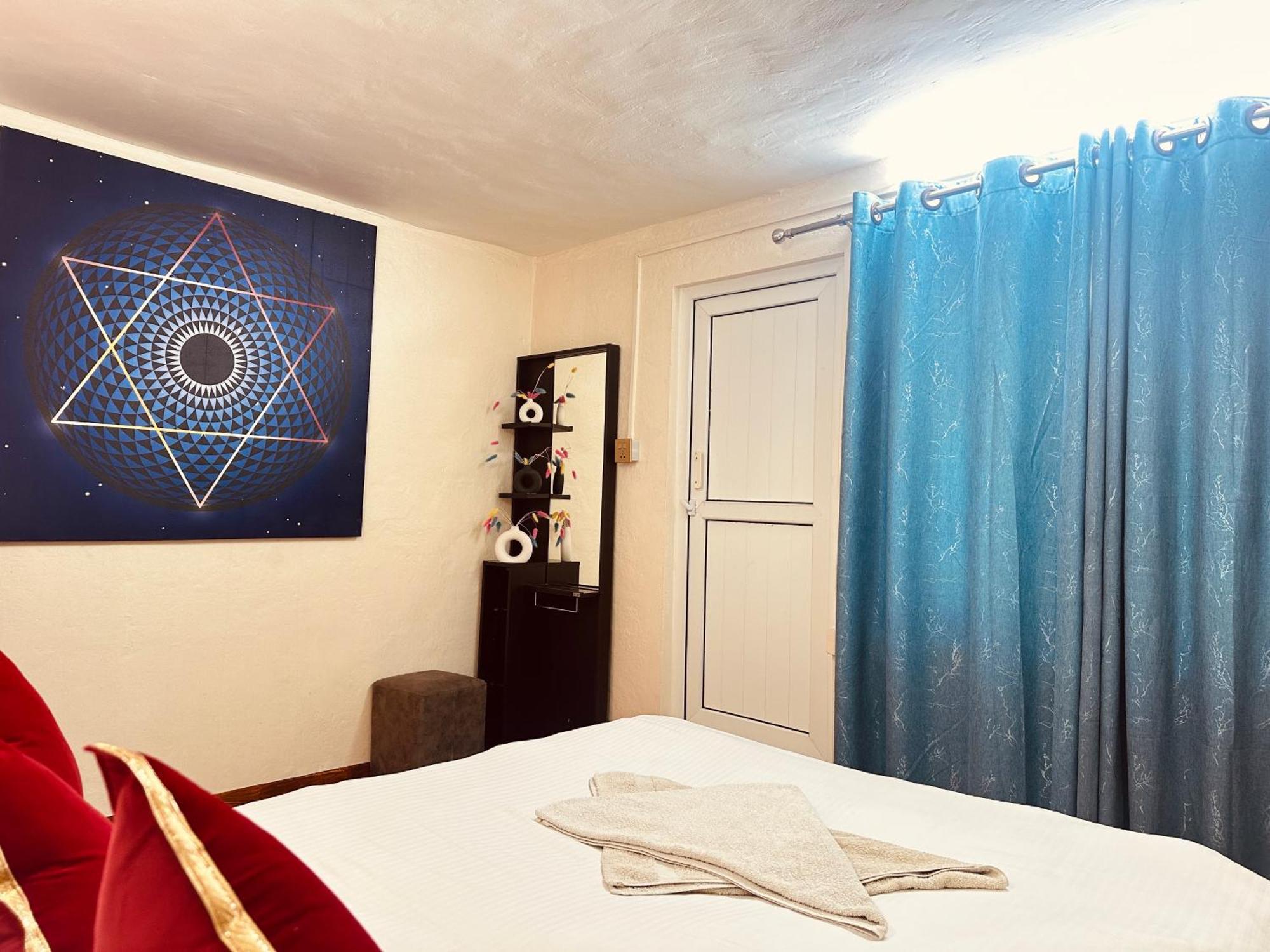 Yog Hostel Katmandu Kültér fotó